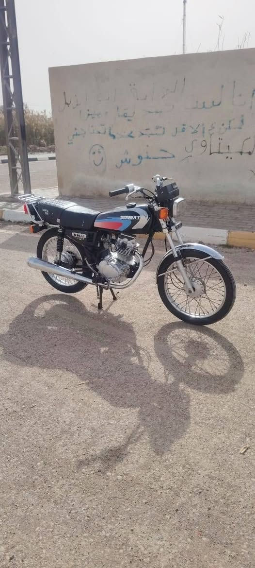 سلام عليكم شباب دراجه للبيع اصلي شلامجه موديل 22اوراق اصولي دراجه مكفوله السعر نتصل وهاذه رقمي*********** خاص مغلق👍
