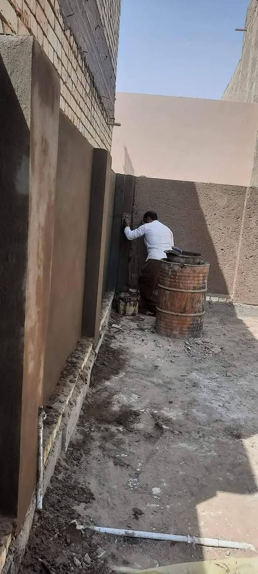 يا الله السلام عليكم اني لباخ جص وسمت وطلس ولط ونثر وترميم متر كباله يوميا اخوكم سلام  العنوان نجف *********** بي واتساب ازرق على الله
