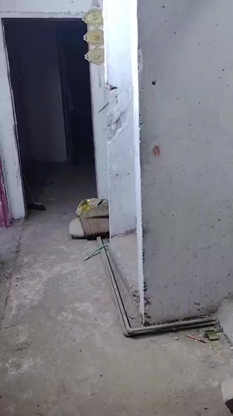 شقه للايجار بلموفقيه 3 غرف وصاله ومطبخ ايجارها 200 واتساب ***********
