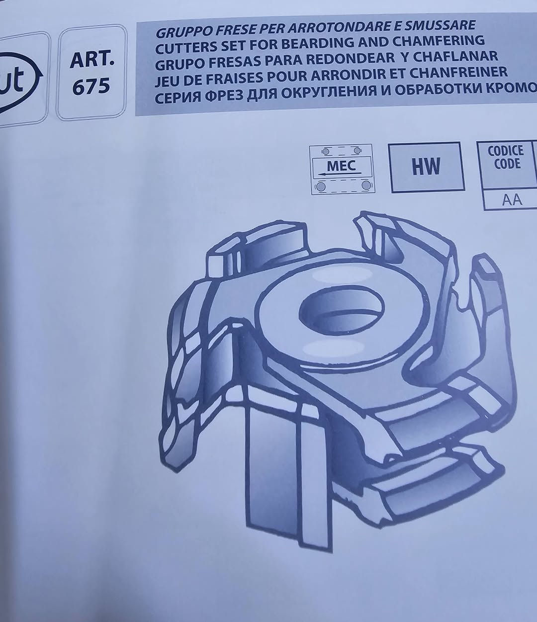 السلام عليكم 
طوبة فريزة ايطالية الصنع بشفرات متحركة قابلة للاستبدال  متوفر ايضا شفرات احتياط تباع بشكل منفرد 
الطوبة مجهزة بسيت شغرات 
الكود 675 AA
متوفر لدينا اكثر من 150 موديل طوبة فريزة 
العرض الاجمالي  14 سم 
السمك 8 سم 
فتحتة الشفت 35 ملم 
عدد الشفرات 3 
باقي التفاصيل بالصور 
السعر  600 دولار 
مع امكانية التوصيل 
للتواصل ***********
