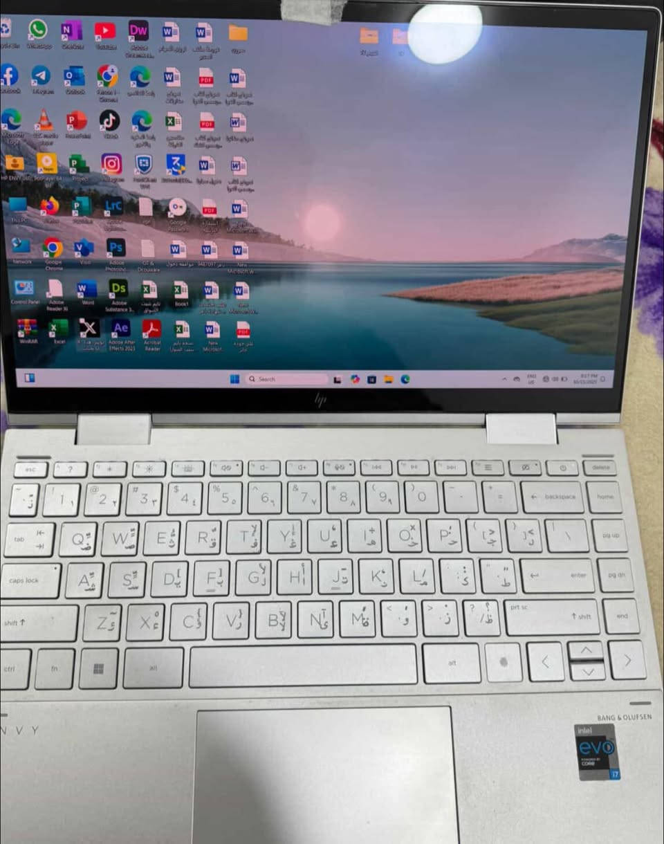 السلام عليكم
لابتوب نوع hp  سلم فول مواصفات جيل ١١ لمس الحجم ١٣ core7 مستخدم فقط 4 اشهر 
***********
