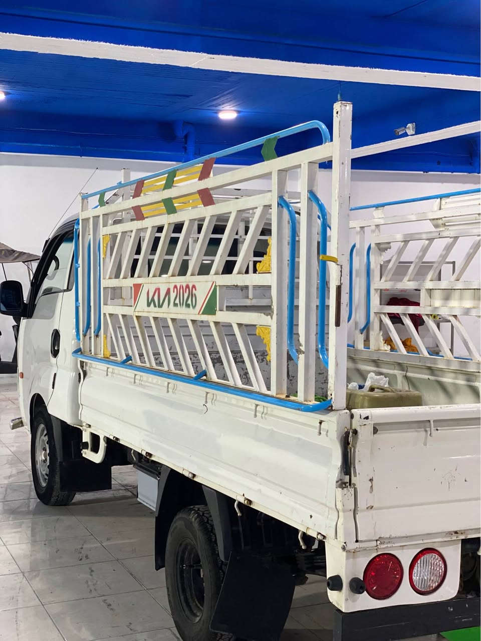 کیا 3000 مەکینە ڕەش مڕغوب 2006 گێڕ تۆماتیک برێک بەستراوە هایدرۆلیک و ڕۆنی مە کینە تازە گۆڕاوە تایەی تازە گۆڕاوە بێ عەیبە 98000 ڕۆیشتوە کۆدی بۆ کراوە
بۆ زانیاری زیاتر: *********** رانية, السليمانية
