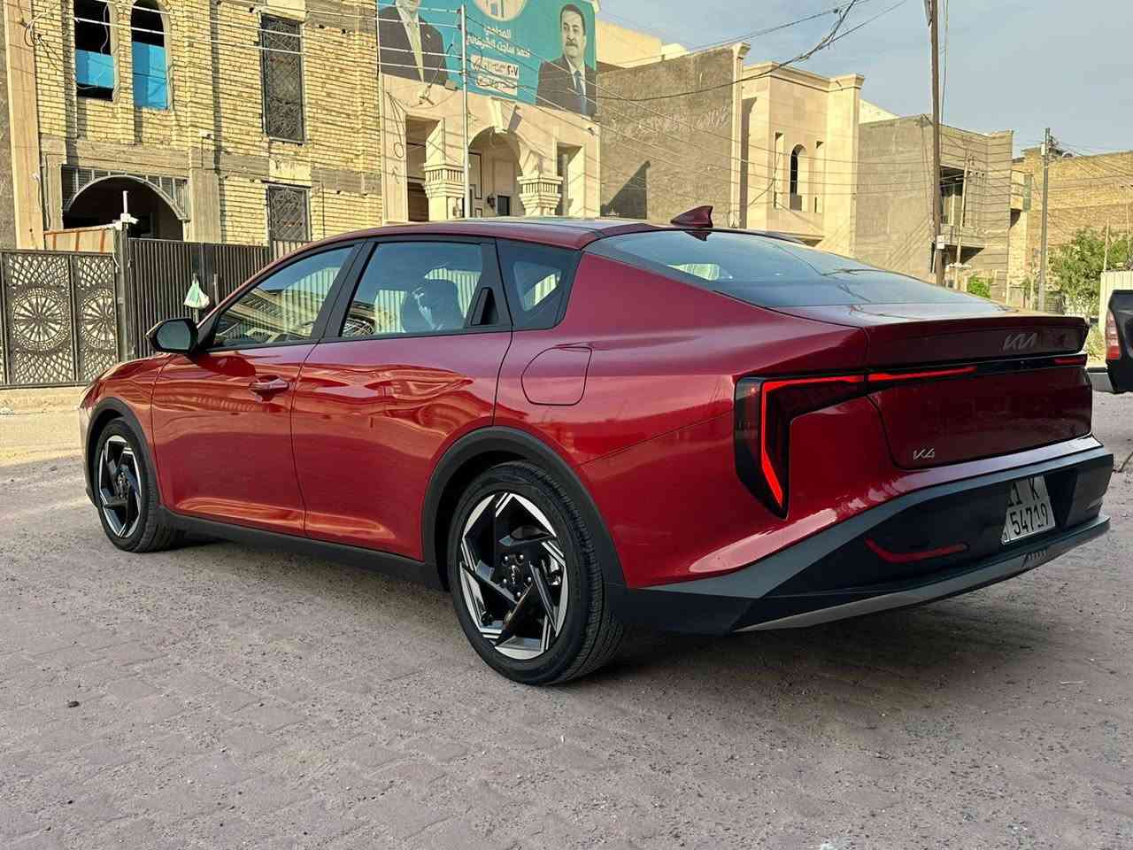 سلام عليكم للبيع
سياره كي فور 2025 

الحادث امامي موضح بل صور دعاميه وبنيد مبدل فقط 

ماشيه 8 الف دخول جديد رقم جديد دوشمه جديده ما ناقصه كلشي وسياره جاهزه 

مواصفات نص فول 
السعر 175$ 

مكاني بغداد وهاذه رقمي 
***********

