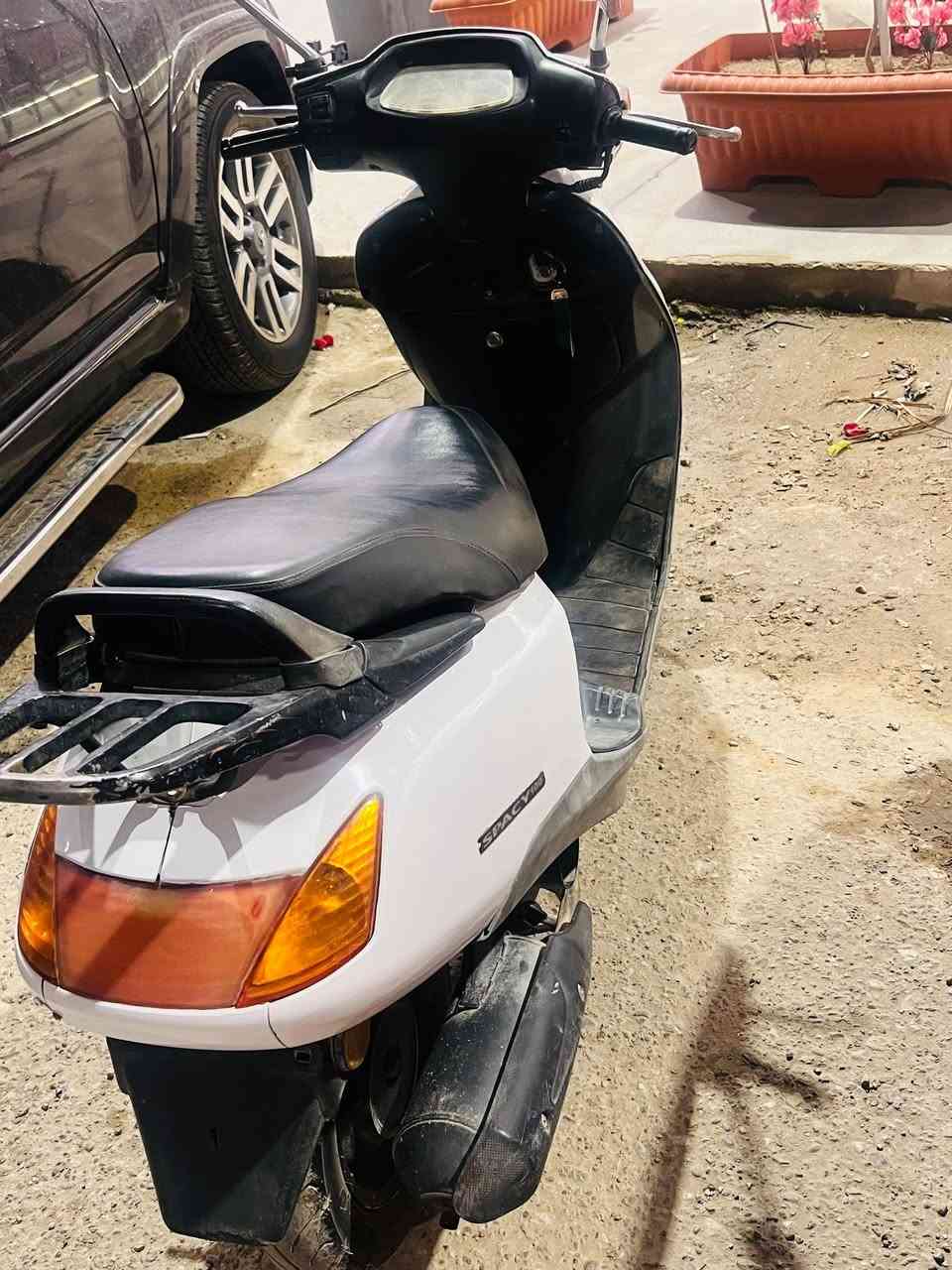 دراجه للبيع السعر 425 ***********
