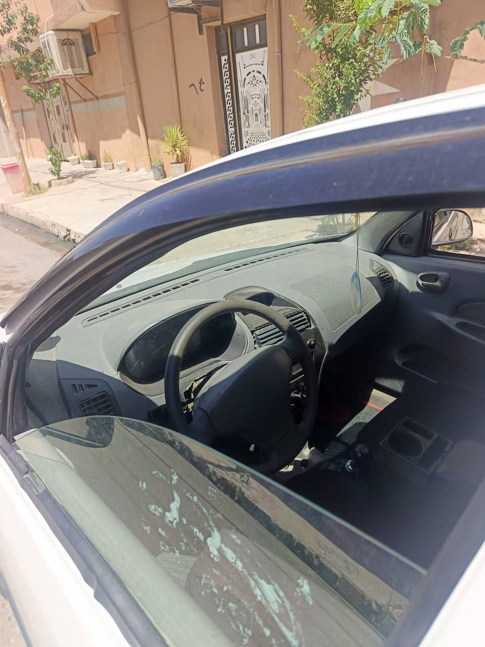 السلام عليكم طيبه مويديل ٢٠١٢
سنويه جديده شرط التحويل
 مصبوغه جمليه
السعر 26 وبيها مجال 
***********
