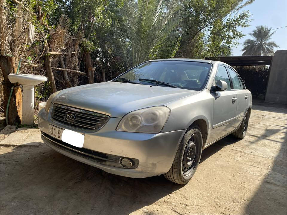 السلام عليكم
كيا اوبتما ٢٠٠٦ 
وارد كوري سنوية لل٢٠٣٠ بأسمي 
رقم بغداد انكليزي جديد 
كير و محرك على وضع الشركة 
حدادية خير من الله 
باتري جديد 
تدفئة و تبريد شغال 
حادثها بسيط مابين الجاملغ الايمن والباب و بدون تبديل 
سيارة جاهزة 
الماكن / ديوانية دغارة 

السعر وباقي التفاصيل 
الاتصال على الرقم 

0771 488 5415

0780 277 4732
