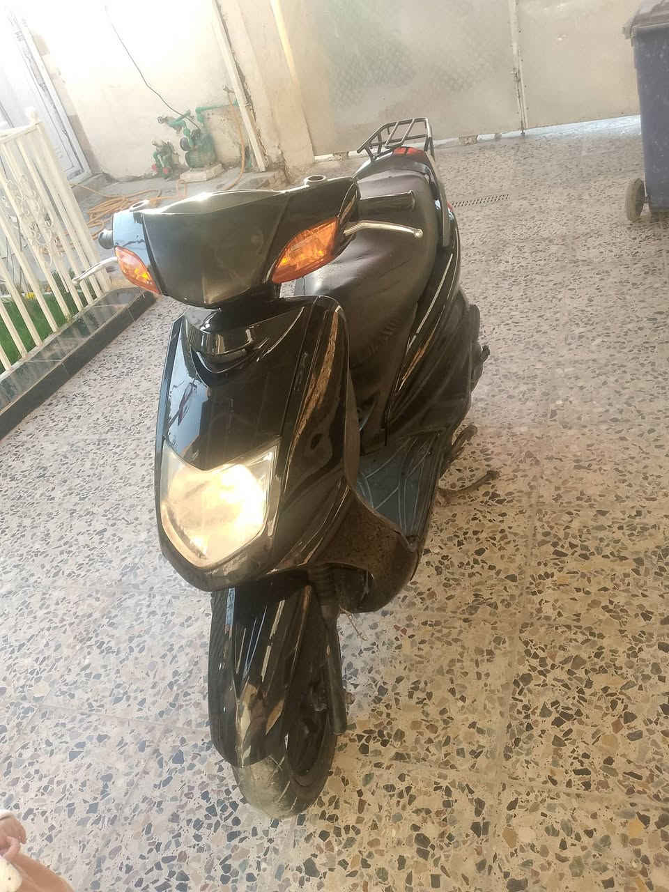 سلام عليكم دراجه سكنس ياباني جديده سلف هندر نكره كفر تايوان محرك اخرس مينسمع اوراق موجوده ستاند حساس 110 كل نقص مابيه كامل سعر 600 بيه مجال 
مدينه الصدر قرب الورفلي رقم الهاتف واتساب اتصل اي وقت ‏‪***********‬‏
