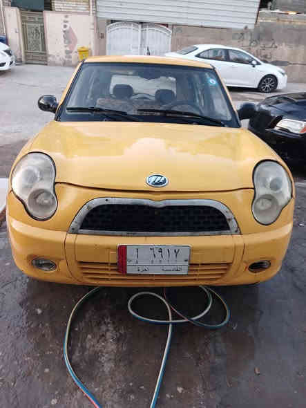 السلام عليكم 
ليفان 320 موديل 11 جاهزة ماعدا كبريسر تبريد او بور ستيرن رادلهة الباقي جاهز كير محرك صدر ترايك وين متريد سكني بغداد او اداوم اب كركوك اروح او اجي بيهة مافديوم وكفتني  اب شارعة السعر 18 بيهة مجال ***********  بغداد الشعب
