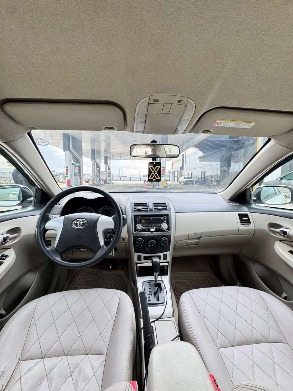 بیکاشۆ(Corolla) 
مۆدێل 2013
 خلیجی مەکینە گچکەیە، بێ بۆیاخە 
سەنەوی نوێکراوەتەوە، تاکو 2030 
هەززەی بۆ کراوە 
گێڕو مەکینەی بەشەرت
ڕۆنی گێڕو مەکینەی تازە گۆڕاوە 
سەیارەکە زۆر خاوێن ماوەتەوە، نمونەیە لەجوانی🥇

نرخ/ 138$ گەڵاو معامەلە

ژ.ت/ کۆرەک:(تلیگرام، واتس ئاپ، ڤایبەر) *********** السليمانية, العراق
