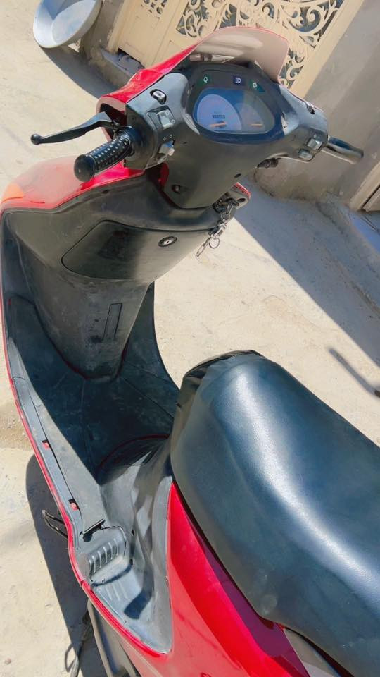 دراجة فراشة فحل ماكس
دراجة فول وجاهزة للاخير مال رمبة بعدها جديدة شرط مكينة برغي مامفتوح بيها وتفحص وين ما يعجبك كلها بلادي علشركة مكينة خرسه وشلعه ومعدل اذا ما تعبر ال140 لاتاخذها  دراجة حيل حلوه وجاهزة دبلات اصلي بلاد بريكاات مضبوطه عدادات كلها شغالة ما ناقصها برغي
مكانها ديوانية شافعيه
السعر :650 وبيها مجال
***********
