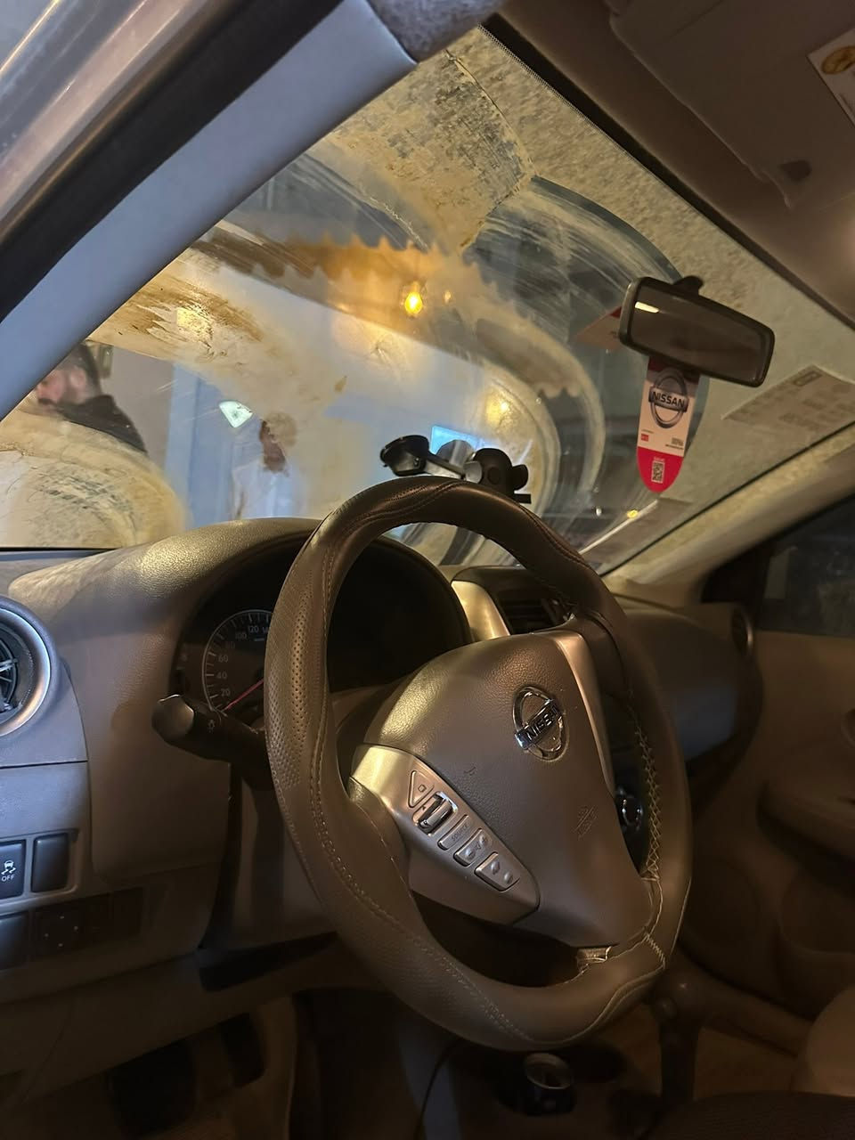 للبيع سني مديل 2023 بليته زركه هندي موً مصري ماشيه 54 سياره كلشي بيها شركهً سبير منازل داخلها شركه كشنات شركه سياره جديده برغي مبيها نقص كامله مكمله كلشي بيها وضع شركه رقم اربيل دولي ب اسمي تحويل ثاني يومً او وكاله سعر خاص او اتصل ع رقم والرد سريع متواجد واتساب والرد سريع ***********
