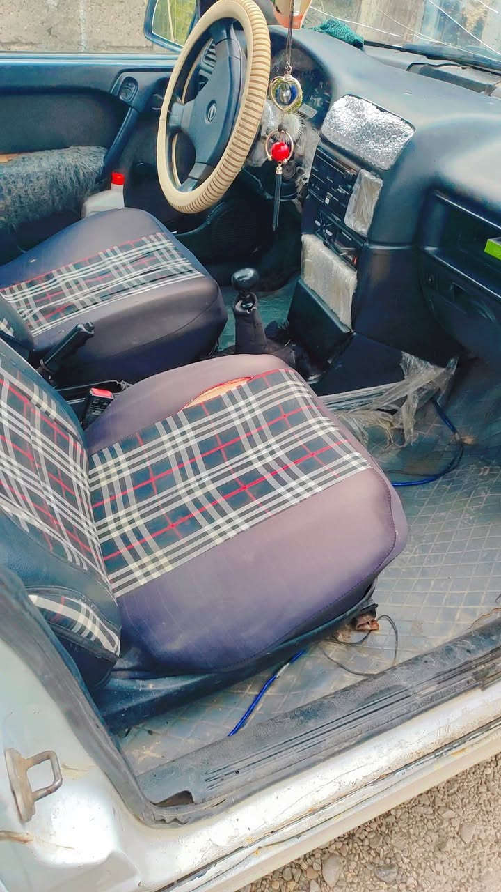 ئۆپڵ ڤیکترا 
مۆدیل 1992
سه نه وى وه كاله يه 
مەکینە 18 گێڕعادی 
بەشەرتی خایس وو موس و بڕاوە
کارەبایی کامل مەزبووت سەیارەکە زۆر جوان ماوەتەوە
چوار تایەو ویلی لۆکی لەسەرە؟
نرخى 18گه لاشوين شاره زوور
ژ.م ***********
