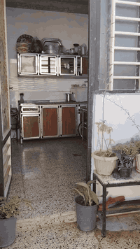 بيت للبيع حي القوسيات قرب مدرسه الصينيه مساح 110متر مربع السعر 40مليون وبي مجال الاستفسار على الرقم 
*********** وتساب
