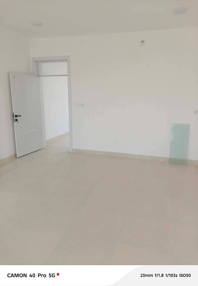 يالله دار للبيع المساحه 100 5 *20 طابو زراعي سند 25 بناء حديث درجه اولى طابقين موقع مميز وقريب خدمات حلوه ومدارس قريبه الاستفسار بالاتصال ***********
