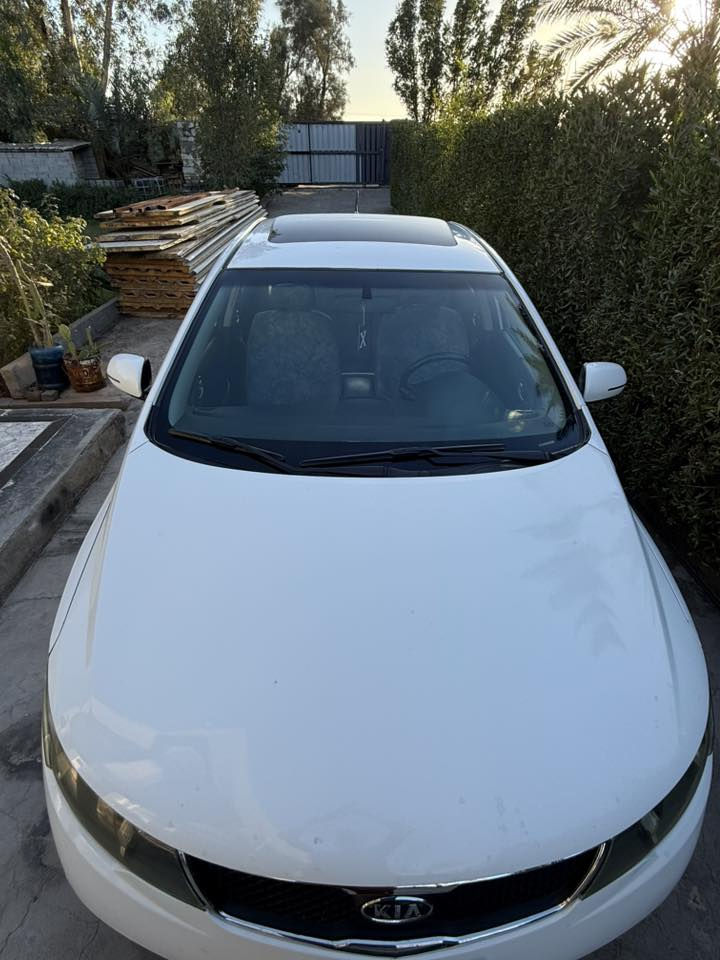 للبيع سياره سيراتو خليجي موديل 2012محرك1600 كفاله عامه بيها بس البنيد صبغ حداديه تخم تاير جديد ذابلها محرك حاويه سياره مال بيت احله من الصوره بعد عنوان بابل محاويل سعرها 105بيها مجال ‭٠٧٧١ ١٩١ ٩٩٥٧‬
