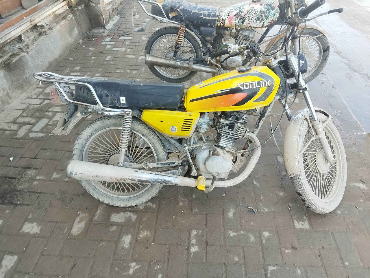 سلام عليكم ايراني نامة برو مديل 20 مجفت جديد السعر 250 وبي مجال شراي اتصل .. ***********
