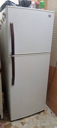 LG • ١٨قدم • نضيفه