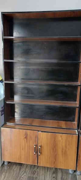 فاترينات عدد 5  
:*********** سيد احمد
***********منتظر
ملاحظه فقط الفاترينات
