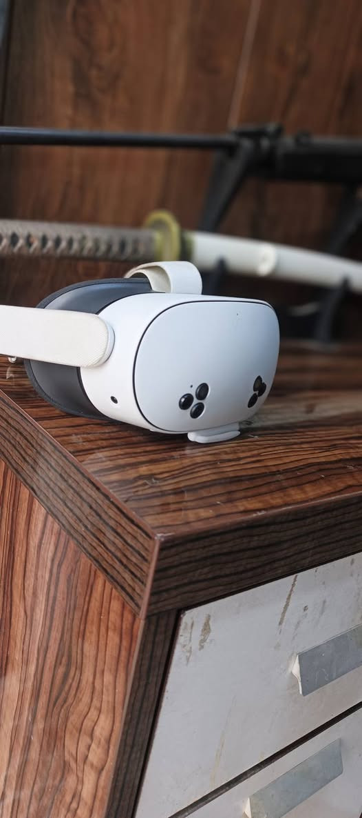 السلام عليك ميتا كويست3 اس استعمال 3 اشهر +22 لعبة
+برامج مثل الواتساب و الانستة واليوتيوب و اكس بوكس و
استيم السعر 350الف او بيهة مجال مكاني بغداد مدينة الصدر الورفلي رقم الهاتف ***********
