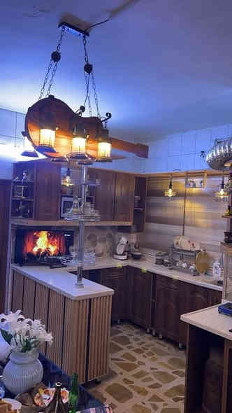 كاونتر تركي ١٠ متر مليونين 
مكاني سيديه 
***********
