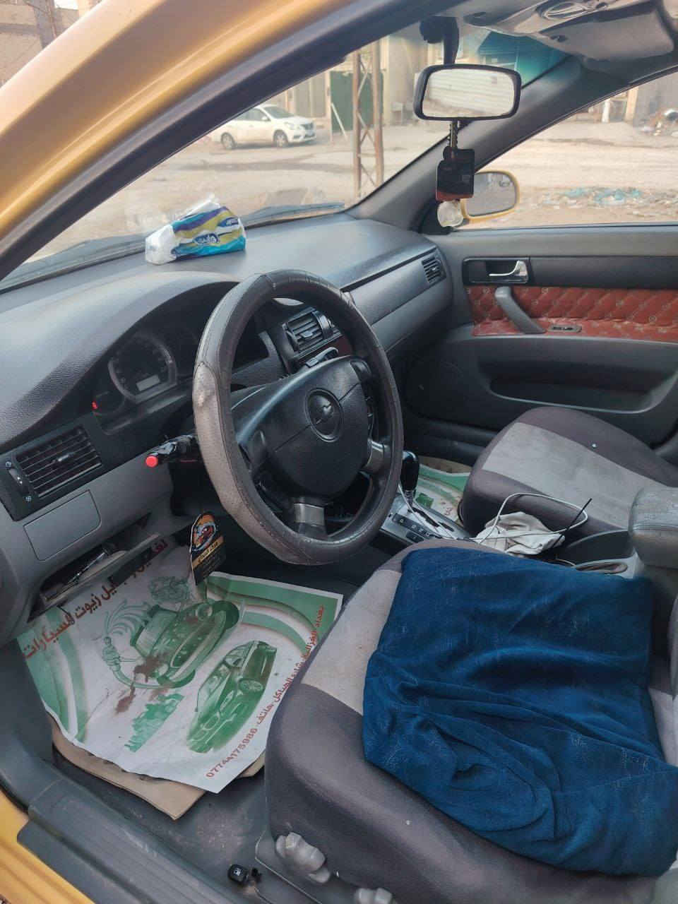 سياره اوبترا نقص ما بيها 70$.    ***********
