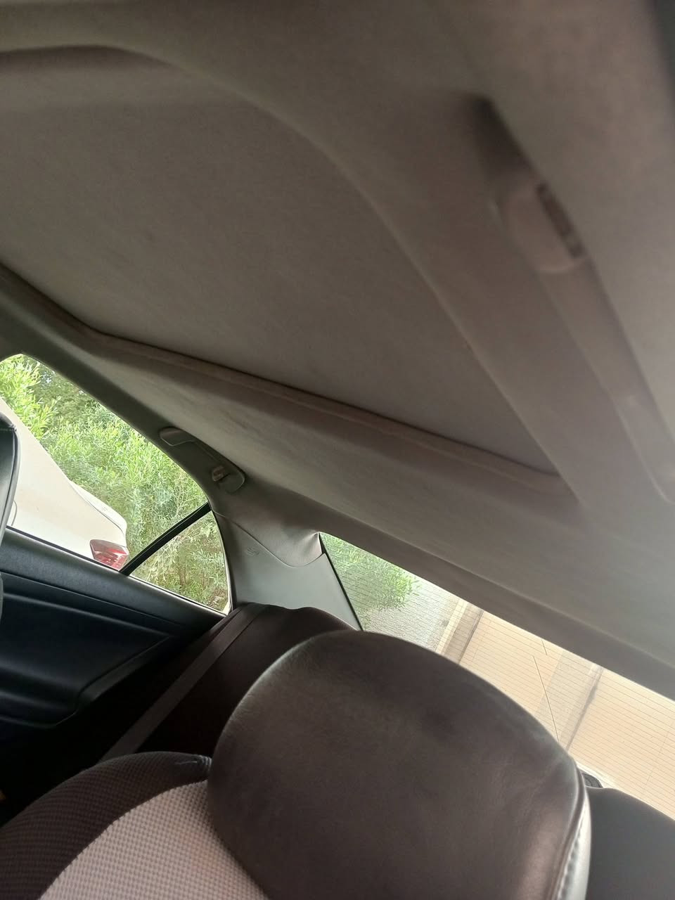 كامري 
2009 
وارد امريكي 
السيارة جاهزة 
من كلشي 
رقم بغداد 
كير ومحرك مكفولات حدادية جديده تخم تأير جديد 
السيارة فول مواصفات 

مكان بغداد الكرخ 
***********
