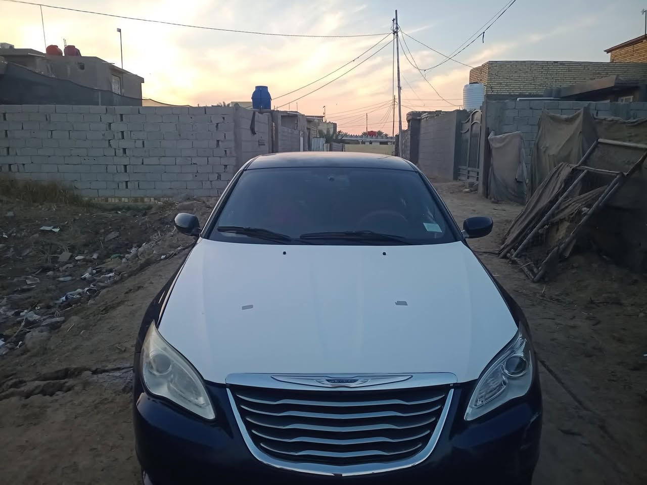 السلام عليكم للبيع او مراوس سي 200 موديل 2013 سيارة  بيها اربع قطع صبغ حادثها مال امريكا جاملغ امامي جهة السايق مبدل السياره  باسمي وسنوية لل29 مكانها الحلة للاستفسار المراسلة ع الخاص او الاتصال او واتساب ع الرقم *********** السعر 68 وبيها مجال
