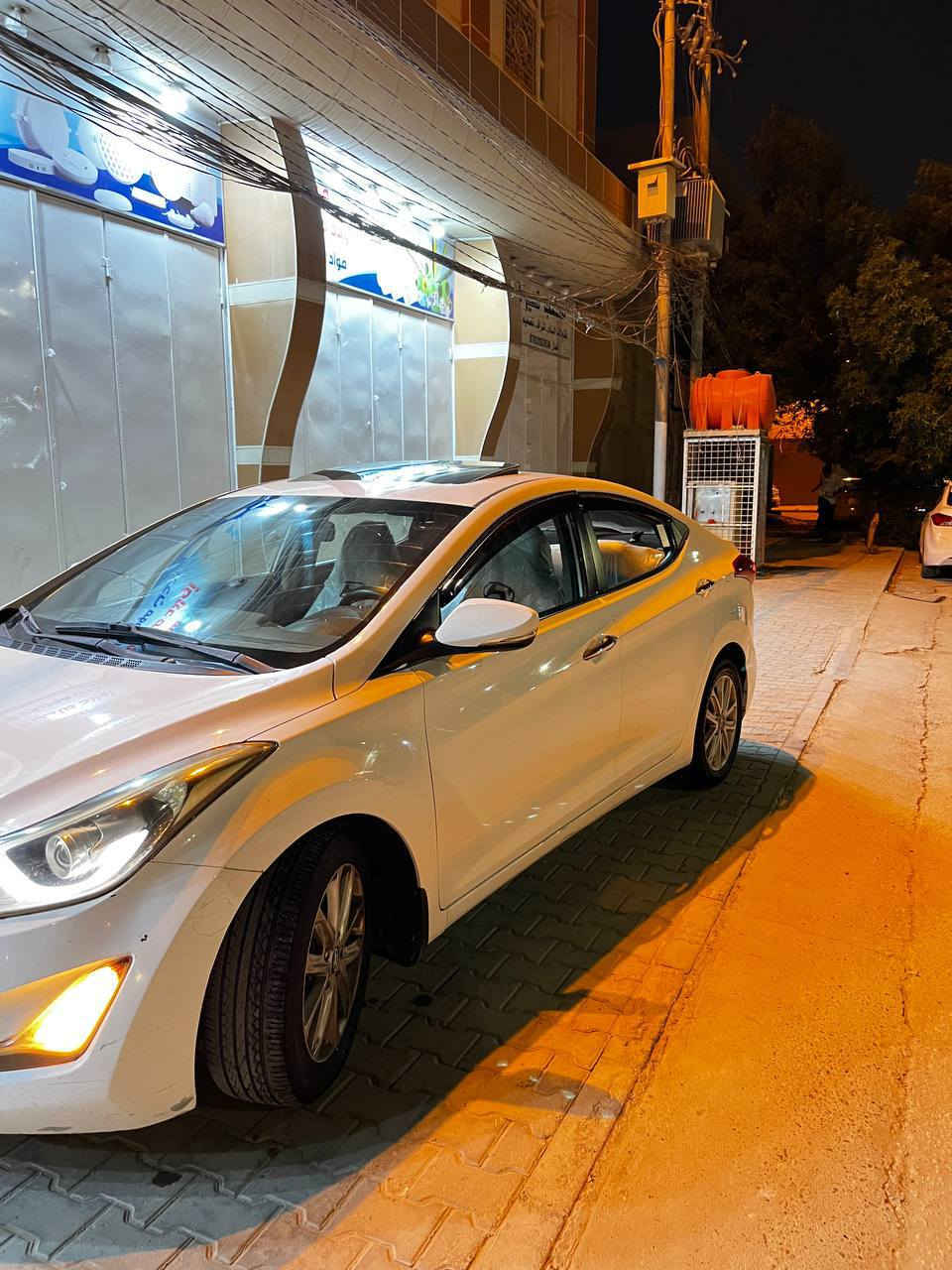 سلام عليكم للبيع فقط هونداي النترة مديل2014 جاهزة السيارة من كلشي كير و مكينه جدد حدادية جديدة 
بيهة قطعتين صبغ 
قبق جنطة مبدل بلاد بدون دواخل
و خشم البنيد صبغ مقدار شبر فقط

السيارة فول مواصفات 
فتحة سقف
كاميرا 
تبريد قطعتين
شاشة
تحكم ستيرن 
مري شفط
جنطة كهرباء
اربعة دسك
ويل كب 
السيارة خير من الله كلش جديدة و مال جناي 
مكاني نجف الاشرف كوفة قرب ميثم التمار 
للاتصال ***********
السعر 115 ورقة قفل النجف, العراق
