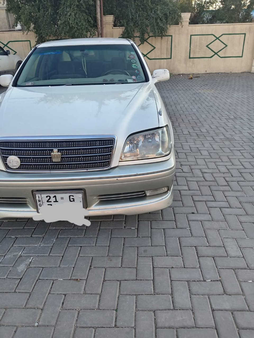 السلام عليكم للبيع أو مراوس حسب القناعه                          ملكه كراون موديل 2002                                   كرستال اصل                                                         كشن كهرباء                                                  محركD4  الكبير                                                  ثلاثة دكم                                                         برده خلفيه                                                        رادار امامي                                                       كير محرك مكفولة                                              تخم تاير جديد                                                   رقم سليمانية تحويل ثاني يوم رقم الدولي                    السياره اصوليه                                                مكفولة من الكص والضريه ونقل جثه                          مكان بغداد العامريه                                            السعر 150بيه مجال                               ***********
