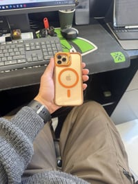 ايفون ١١ برو • ٢٥٦ • بطارية ٧٢%