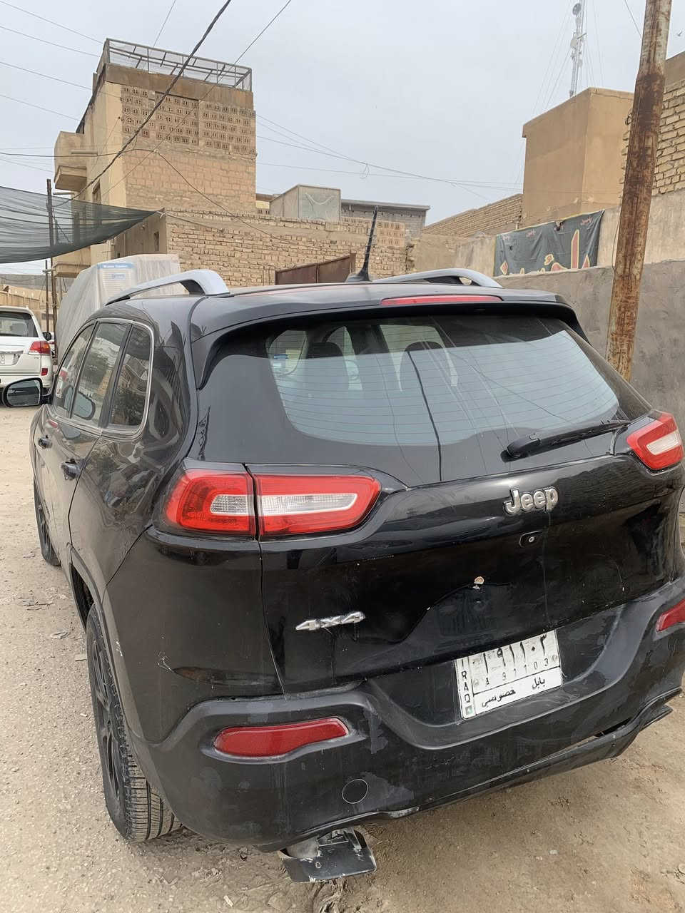 جيب
مديل 16
امريكي 
رقم بابل 
فول مواصفات 
6 سلندر 
مكان سياره بابل 
للاستفسار: ***********
