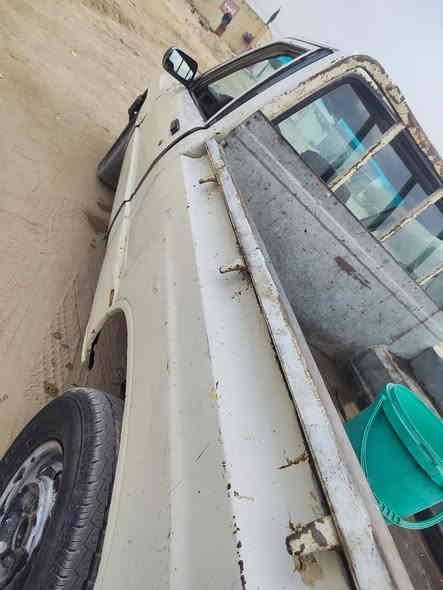 السلام عليكم 
سياره للبيع تويوتا هايلكس 1985
سياره نضيفه ومحرك توه مجفت حداديه جديده 
السعر 20وبيه مجال
***********
