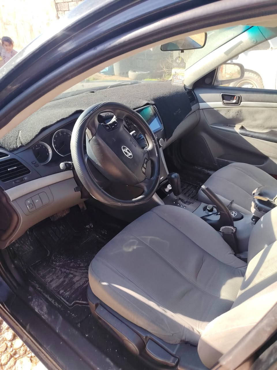 السلام عليكم 
سوناتا 2009 امريكي 2400
للاستفسار رقم الهاتف
***********
