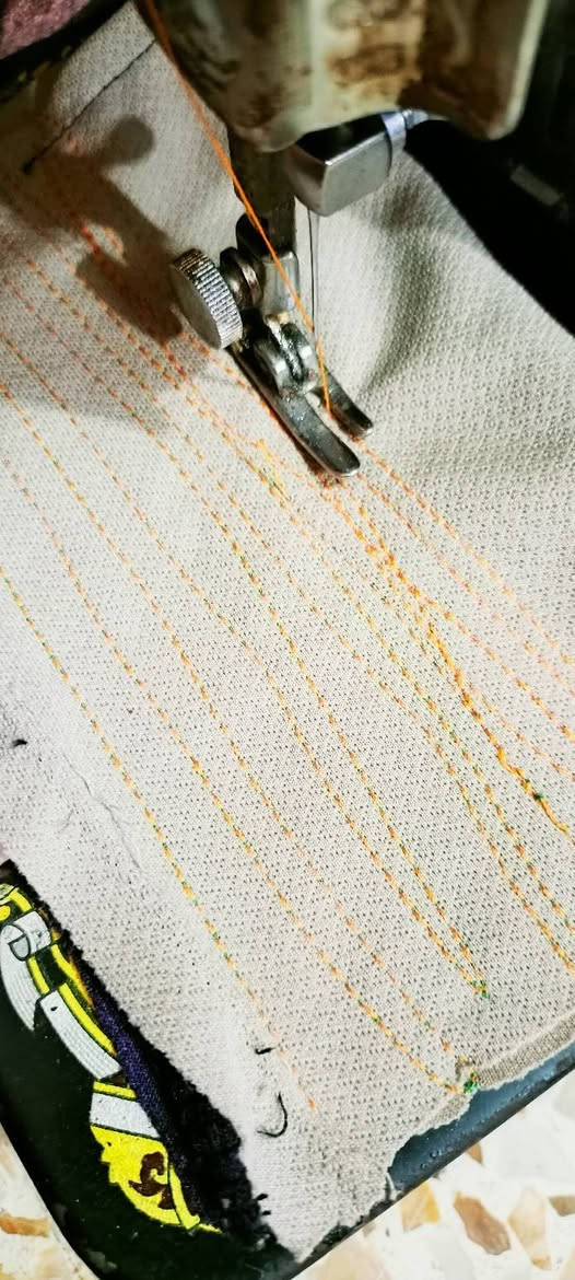 للبيع فراشة  تخيط جميع الاقمشة  سعرها 35
***********)
***********
