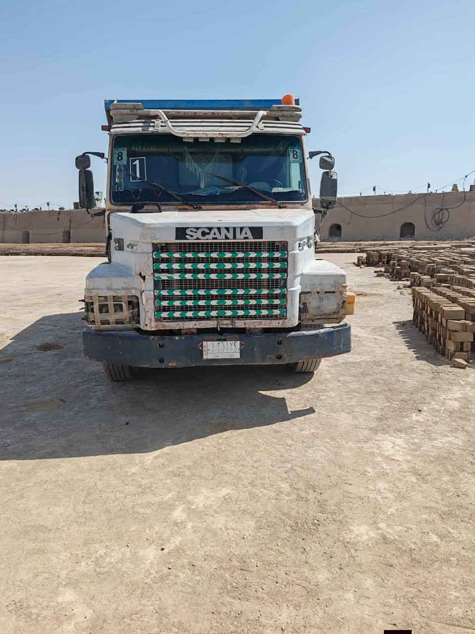 السلام عليكم
سكانيه للبيع موديل89 السياره نظيفه وجاهزه كير خمسه بخمسه مكينه 12ونص سوبر اكسن ملاكم بلادي كلاب 
للاستفسار والاتصال ***********
