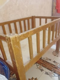سرير أطفال • بابل • سده الهنديه