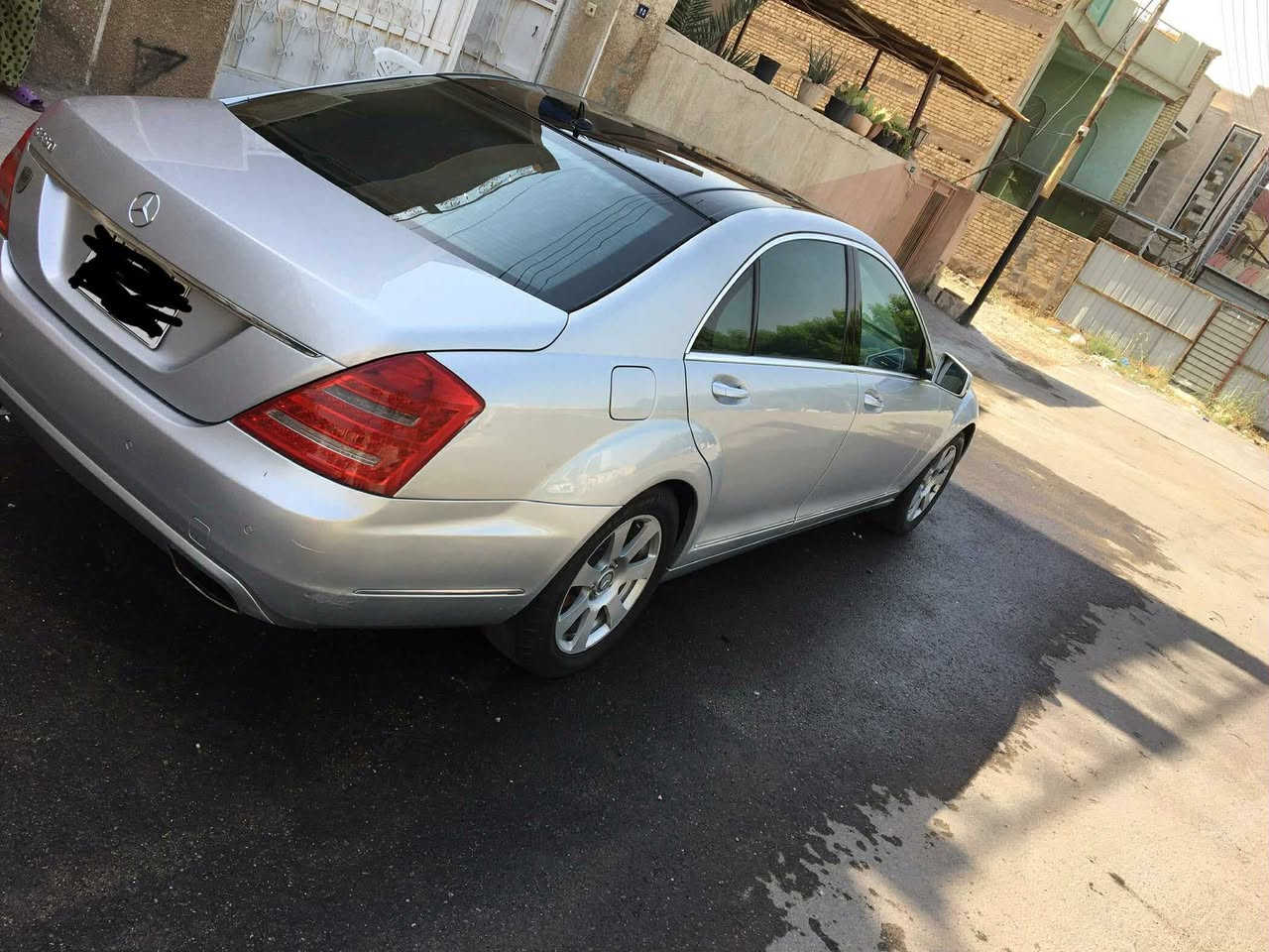 مرسيدس 2007 فول لارج باب طويل بونراما حجم 350  رقم شمالي  صبغ جاملغ خلفي بدون دواخل محرك 6 سلندر السعر 175ورقة ***********
