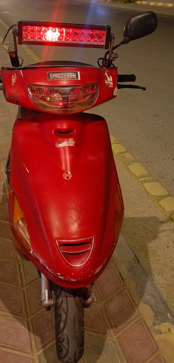 السلام عليكم دراجه فراشه للبيع السعر 375وبيه مجال النجف حي الكرامه 
سلف هندر كله شغال لل استفسار اتصل
*********** النجف, العراق
