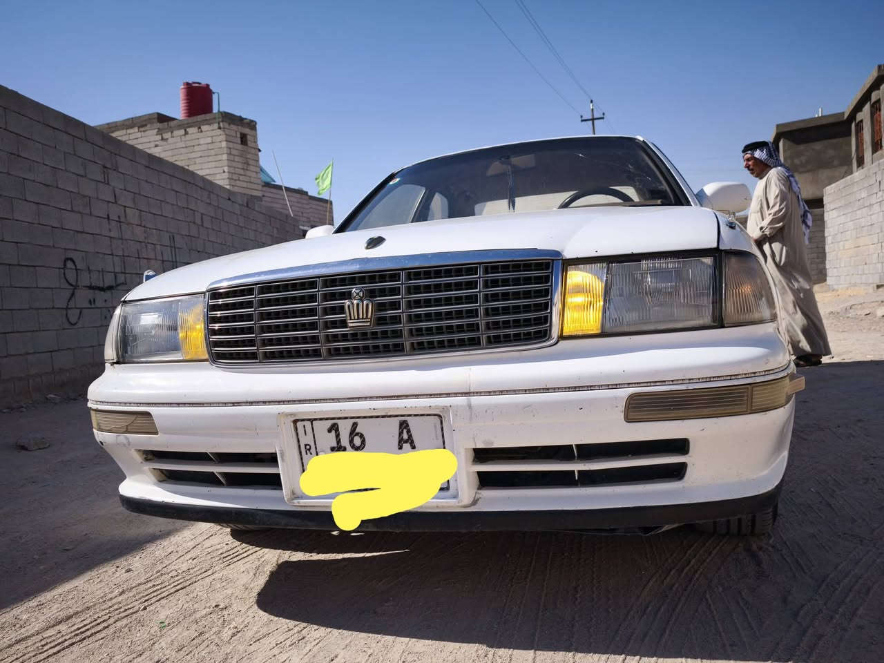 السلام عليكم ورحمة الله وبركاته
للبيع سيارة بطة منفصل موديل 94
 لون ابيض ثلجي رقمها قادسية  انكليزي راعيها بالناصرية السيارة شرط مداور  مكفولة من الكص والنقل جثة والضربة والعيب الشرعي  مكينة وگير  خير من الله  منضومة تبريد جديدة وشغالة الحمد لله السعر 58 وبيها مجال للاتصال  ***********
