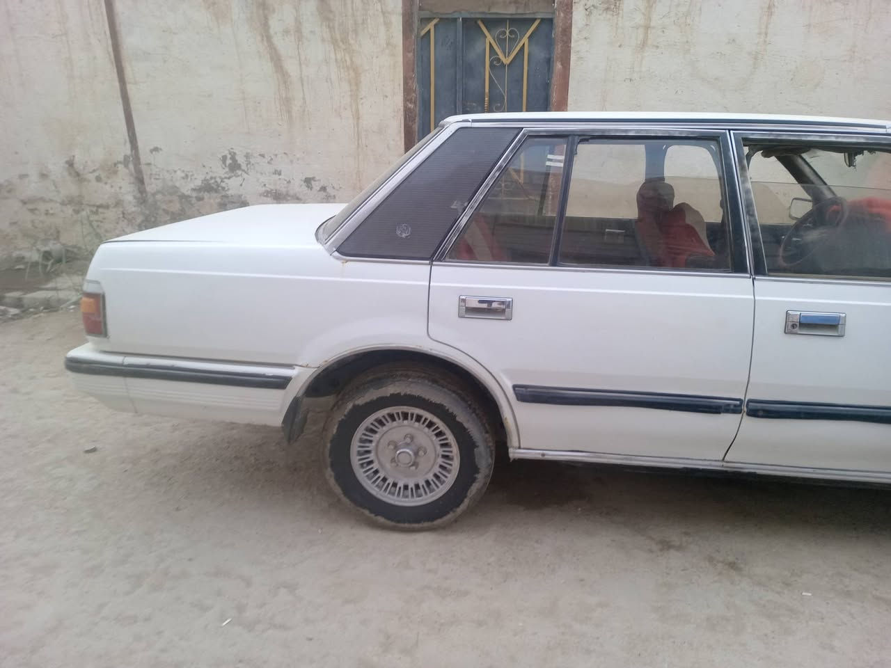 سلام عليكم سوبر للبيع رقم بغداد صدامي موديل ٨٥ سنويه ضايعه بيه بلاغ وستنساخ موجوده راعيه بغداد يدوار. كير ومحرك اثنين ونص لاتبخير ولاتنقيص 
سياره عضمته حلوه السعر ٢٥
مكان ناصرية سوك الشيوخ


**إذا كنت صاحب هذا الإعلان وتريد حذفه لأي سبب، رجاءا أرسل رسالة إلى الدعم الفني**