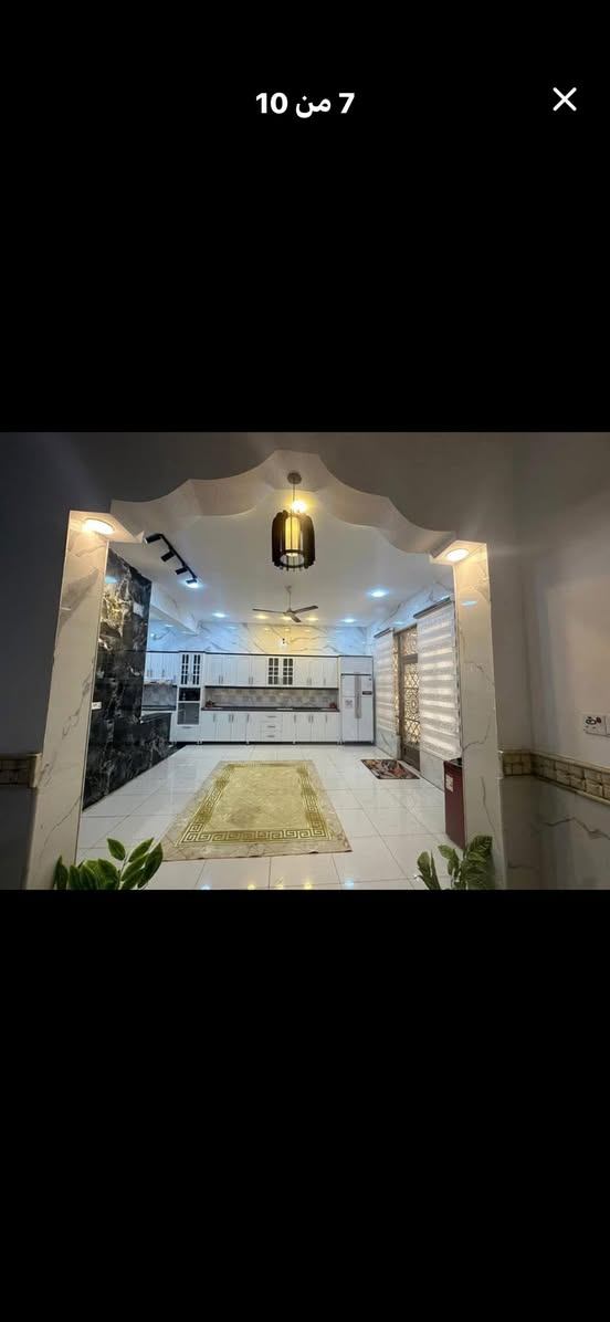 سلام عليكم
بيت فول مواصفات للبيع المساحه 340 يحتوي على 6 غرف نوم و 4 صحيات ومخزن ديكورات كامل ركن على شارعين العنوان على طريق بغداد قرب محطة الوقود يم معرض رويال للسيراميك طابو زراعي سند 25
للاستفسار ***********
