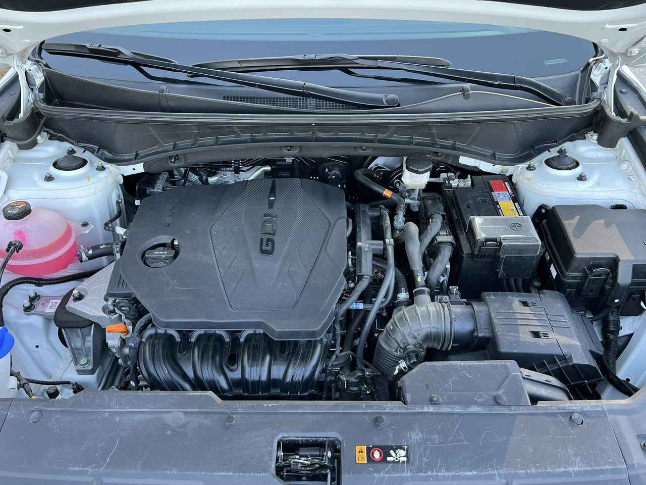 السلام عليكم توسان موديل 2024
مرقم اربيل تحويل مباشر او وكاله 
ماشيه 20 الف جدا نضيفه السياره ومابيها اي نقص
فوووول مواصفات عدا الفتحه 
ضررها جاملغ امامي جهه السايق فقط
السعر 197 
للاستفسار واتس اب 
***********
