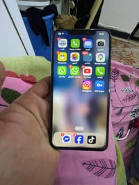 جهاز اكس ماكس  سعره ١٠٠الف وبي مجال مكاني البياع. ٠٧٨٧٥٧٠٣٣٤٩