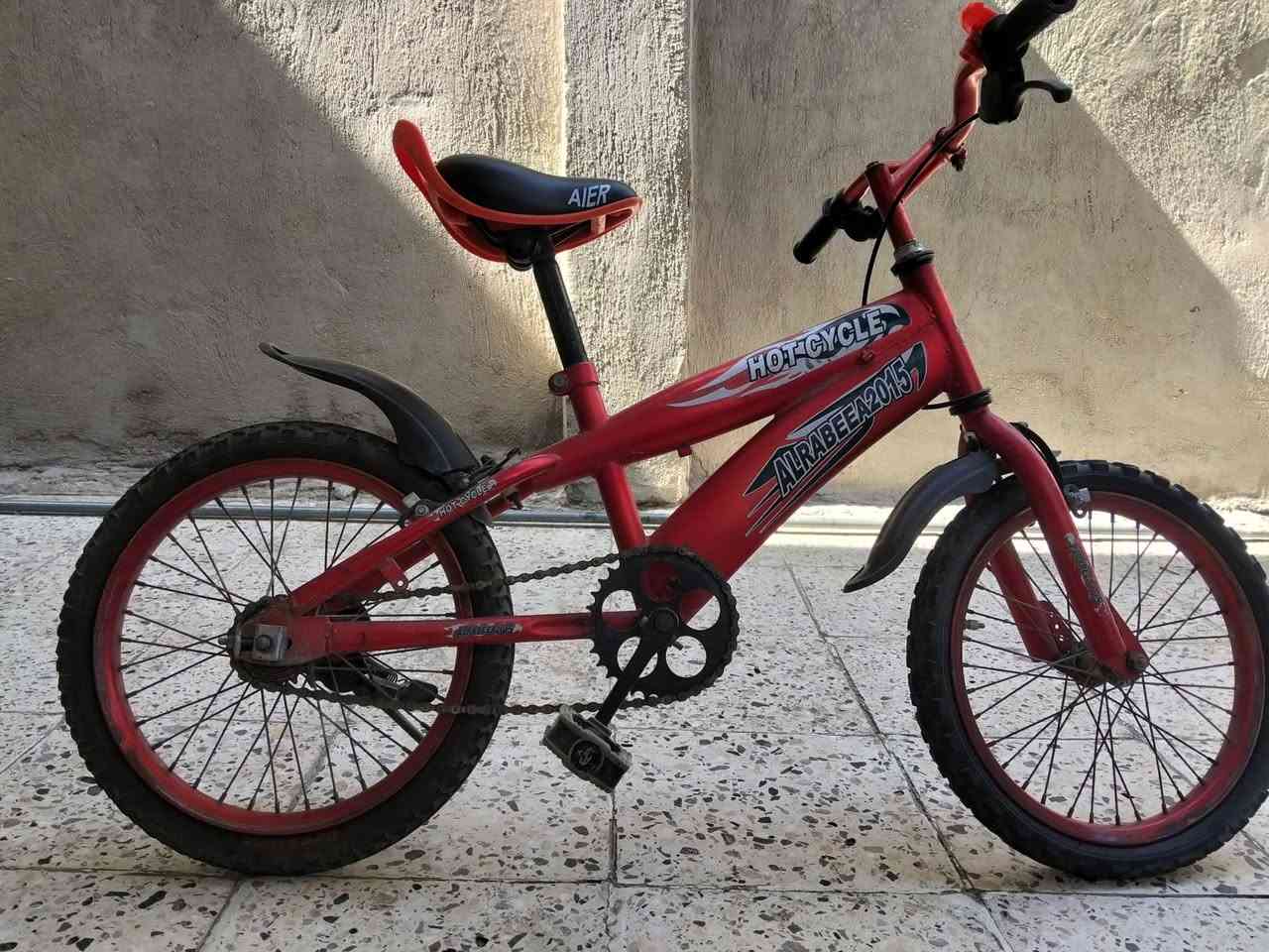 السلام عليكم بايسكل للبيع نضيف مال بالة الأصلي بس بي بنجر السعر 50


**إذا كنت صاحب هذا الإعلان وتريد حذفه لأي سبب، رجاءا أرسل رسالة إلى الدعم الفني**