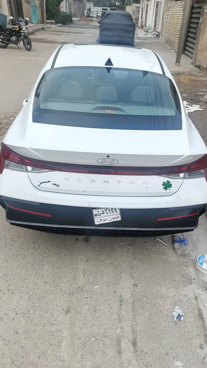 سلام عليكم لانترا موديل 
٢٥ وراد امريكي

فول مواصفات  ماشيه 17 

مستعجل علا بيعتها والسياره نضيفه 

حادثها بجم ٣ قطع بنيد وجاملغين 

لغد وشاصي بس مسحوبات بدون لحيم بدون صبغ بس مسحوبات ضربتها صفح مو قويه صور الحادث خاص مكاني  بغداد البياع السياره بدون رقم (فحص مؤاقت) سعر السياره  155 وبيها مجال بسيط

رقم الهاتف ***********
