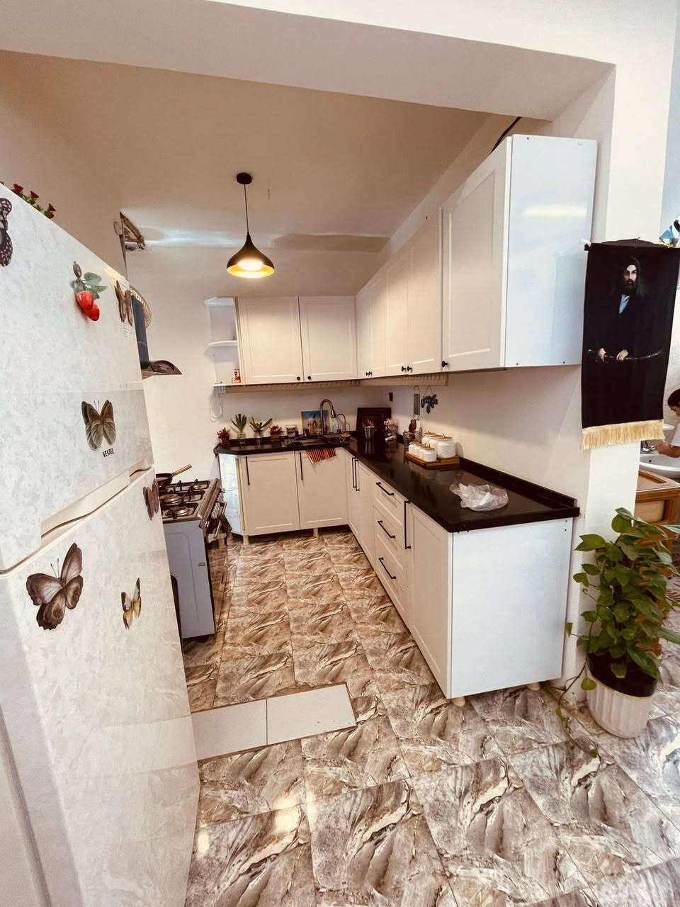 🫲السلام عليكم   __ السعر مناسب جداا ___

🏠 دار _ للبيع _ طابو _ زراعي _ سند 25

📏 المساحه           100        متر 
📏الواجهه               5           متر 
📐 النزال                 20         متر 

🚦 المنطقه مشموله بلخدمات كامله  🚦

📍 الموقع // حله // شارع 60 // خلف مدينه حمورابي السياحيه // 

(( لمن يرغب في عرض عقار تجاري اوسكني الاتصال على الارقام التاليه ))

للاستفسار السريع الاتصال على الارقام التاليه او مراجعه مكتب الاعمار الواقع على شارع 60 مجاور مدينه حمورابي السياحيه  
📞***********
📞***********
