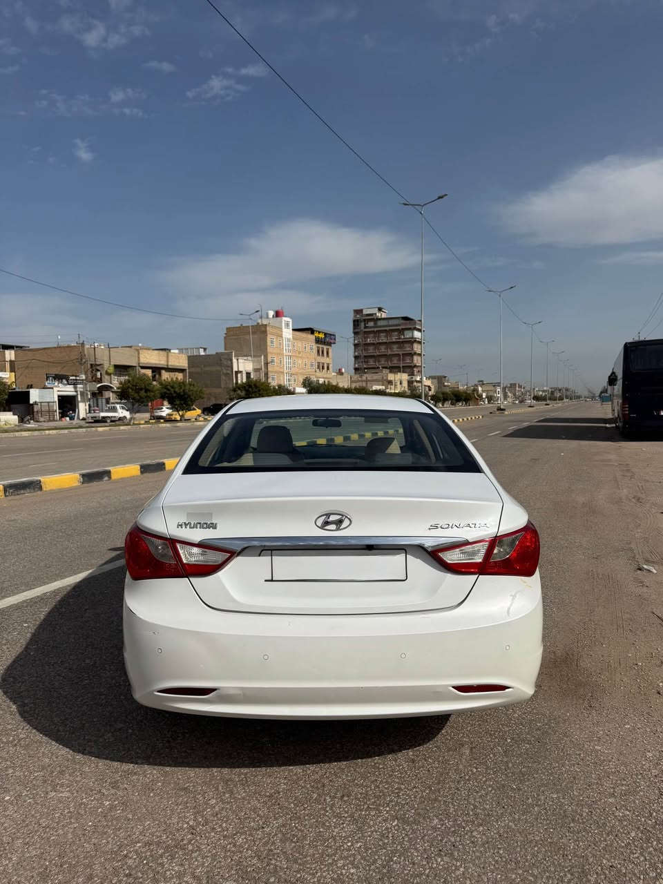 للبيع هيونداي سوناتا موديل 2011
📌 رقم 40 دولي – إنجليزي جديد

السيارة كلش نظيفة ومكفولة
✅ بيها باردات بسيطات
✅ ماشية 125 ألف كم
✅ جاهزة من جميع النواحي (تشغل وتطلع)

🔹 المواصفات:
 • محرك 2400
 • ويلكب حديث
 • غرفة السيارة نظيفة
 • القشر نظيف جدًا
 • تبريد ممتاز
 • نظافة السيارة عالية

📍 المكان: النجف – حي السلام
📞 رقم التواصل: *********** النجف, العراق
