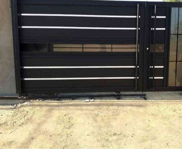 حدادة عامه متنقله لكافة اعمال الحداده ابواب شبابيك مناور سقائف كل شي وحسب الطلب اتصل واجيك للبيت ***********
***********
