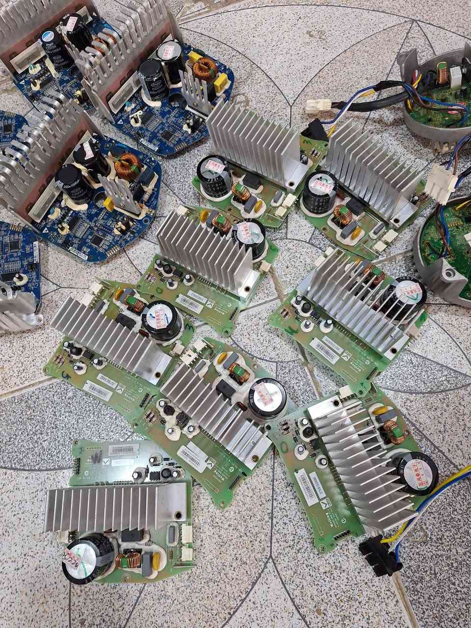 #وەرشەی ڕانیە بۆچاکردنی ئامێیرە #جلشۆر و قاپشۆر  #سلاجە لە ماڵەکانتان

✅پێیویست بەهێنانی #ئامیرەکە ناکات بۆ وەرشەکەمان خۆمان لەماڵەکانتان بۆتان چاک ئەکینەوە

⚠️ئەگەر پارچەی #غەسالەکەت دەست ناکەوێت پەیوەندیمان پێوە بکە رەنگە لای ئیمە هەبێیت 🤔زۆربەی پارچەی

یەدەگی زوربەی مارکەکان لامان دەست دەکەوێیت بە زەمان بۆ هەموو پارچەکان بە تاک و کۆ  گەیاندنمان هەیە بۆ سەرجەم شارەکان

۱.قفلی هەمو مارکەکان جلشۆر
۲.واترپەمپ هەمو جۆرەکان
۳.حاسەی ماتۆری ئیلجی گەورەو بچوک
٤ .قاچی غەسالە
۵ .قایشی دەرگا
٦.فەحمە
۷.یەدەی دەرگای  ئیلجی بیکو دایۆ فیستیڵ
۸.خەریتەی ئارچلیک هەرسێی جۆرەکەی
۹.دیسپلەی ئیلجی
10.خەریتەی زۆر بەی مارکەکان

***********
Telgram_whatsup_viber:***********
