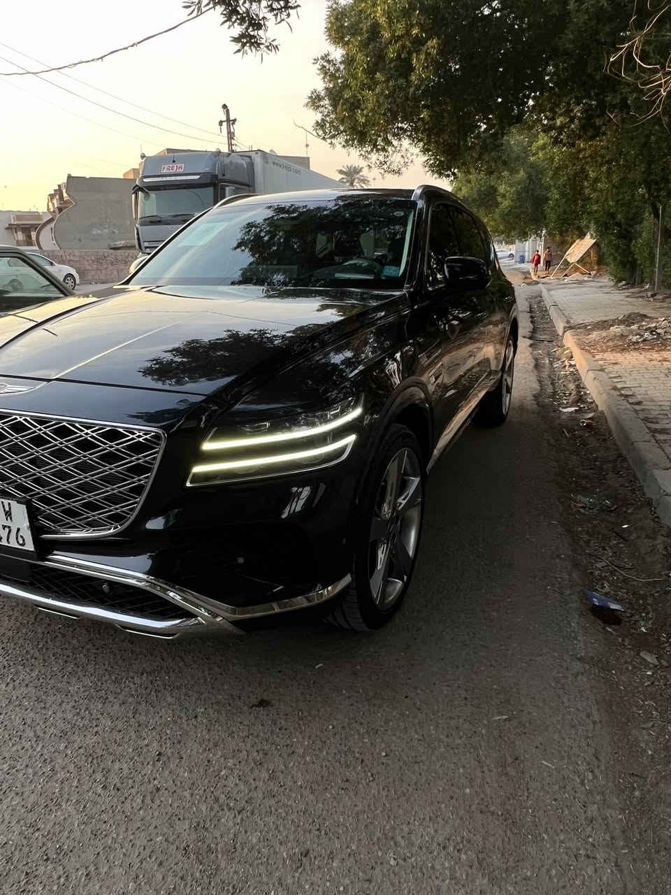 للبيع جينيسيز GENESIS  GV80 2024 prestige ✅ برستيج اعلى فئة مواصفات
اعلى مواصفات برستيج
رقم بغداد باسمي
محرك 6سلندر twin turbo
 السياره وارد امريكي داخله على اسمي  
ماشية 8000 
الممشى من امريكا 8000الف

السياره جديده وباعلى المواصفات
بانورما 
شاشه 12 بوصه لمس
داتا شو الجامه الامامي 
عدادات ديجتال
ماوس تحكم 
5كامرات 
رادارات امامي +جانبي 
تحكم كامل بالقياده 
خروج عن المسار 
5وضعيات قياده 
نقطه عمياء 
لد اناره داخلي الوان 
جميع الكراسي كهرباء 
كراسي مساج 
تدفئة وتبريد كشنات +استيرن  تدفئه 
ستائر ابواب خلفيه 
صندوق كهرباء 
كشن السايق ميموري 
اوتو بارك 
تقديم وترجيع بالريمونت 
شعار ترحيب جنسيز 
شحن وايرليس 
سايد بريك كهرباء 
بردات خلفية كهرباء
بدون حادث فقط سرقه 2 جاملغات امامي  
للتواصل اتصال واتساب
***********
